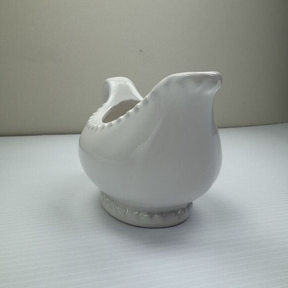 Gallery Tabletop Gravy Boat Beaded Trim Ceramic White Glazed - Picture 2 of 12